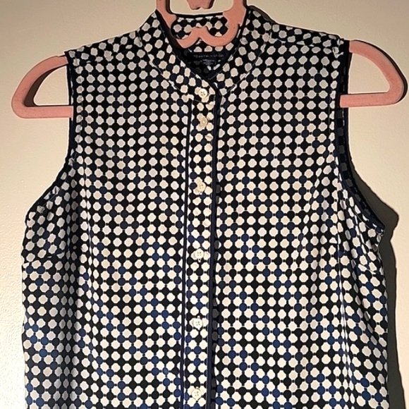 Tommy Hilfiger Woman's Sleeveless Mandarin Collar Button Down Blouse, Size: S/P - Picture 3 of 6